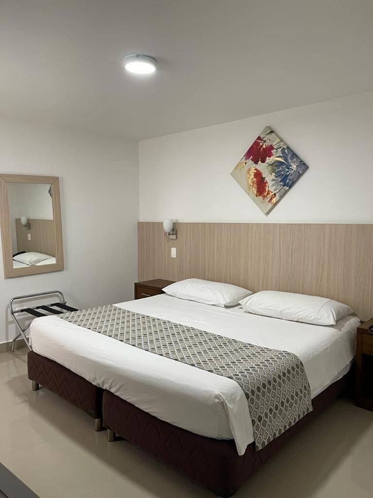 Hotel Juan Maria Tuluá المظهر الخارجي الصورة